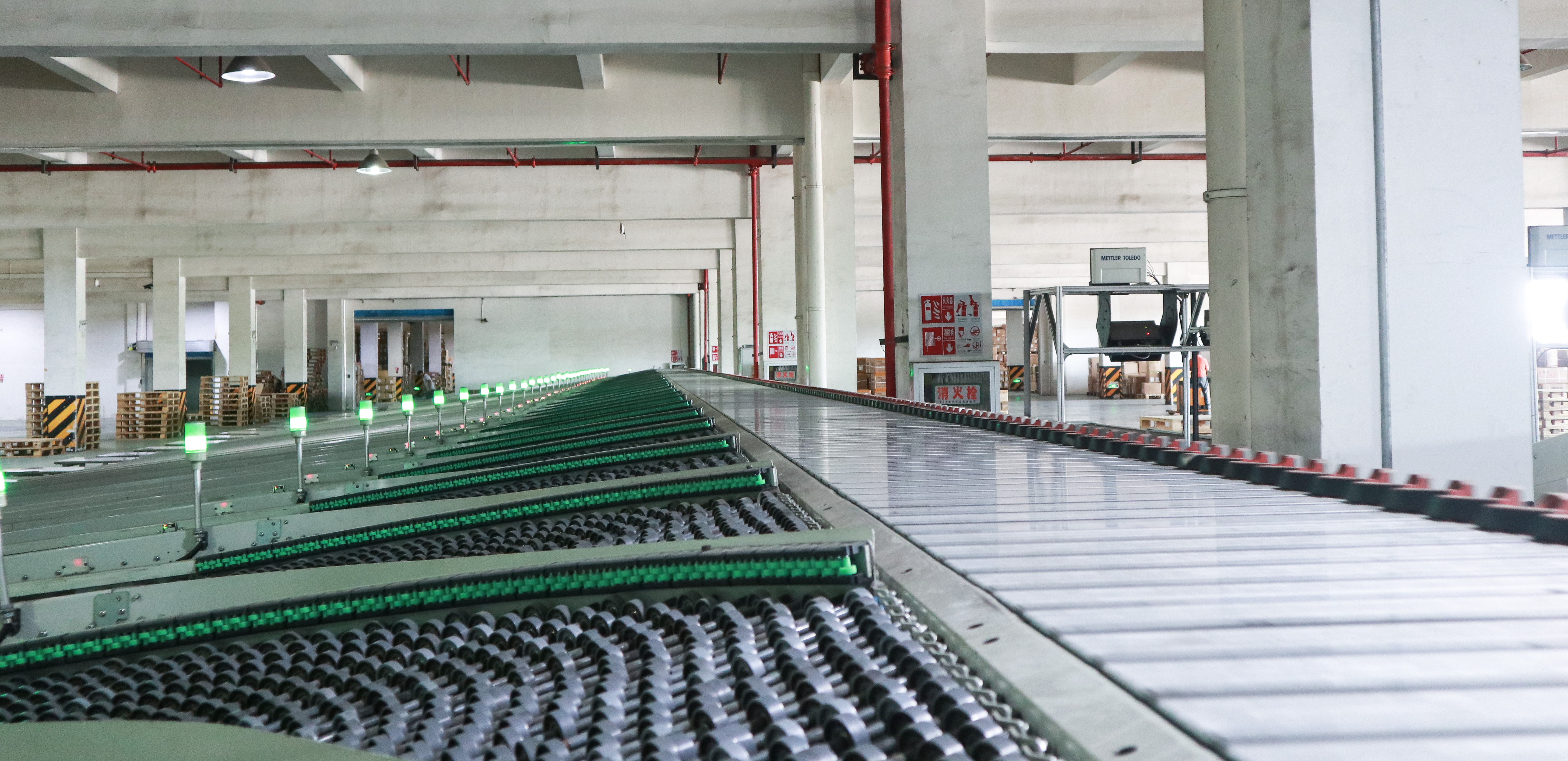 戴建國:我只是修路人 | FLA小秘書的GALTS 2018波司登集團中央智能配送中心參觀之旅